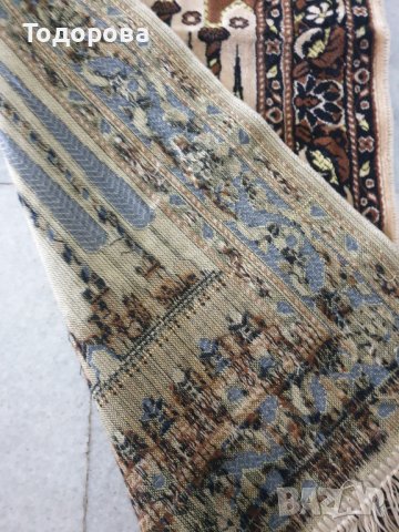 Молитвено килимче, снимка 2 - Антикварни и старинни предмети - 42672343