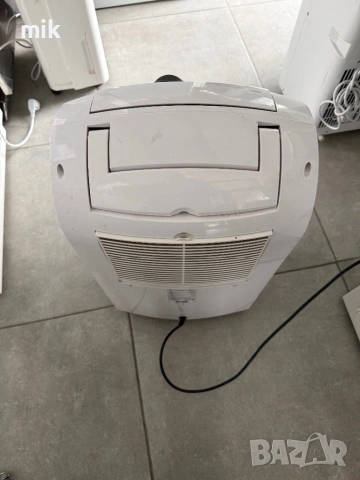 Влагоабсорбатор Trotec , снимка 2 - Влагоабсорбатори и влагоуловители - 53956954