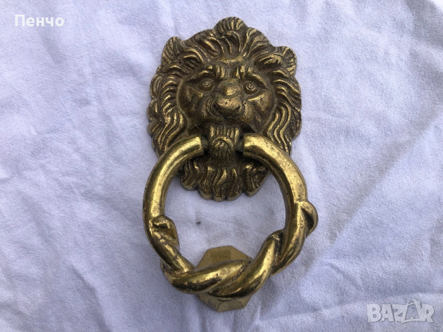 старо бронзово чукало за врата