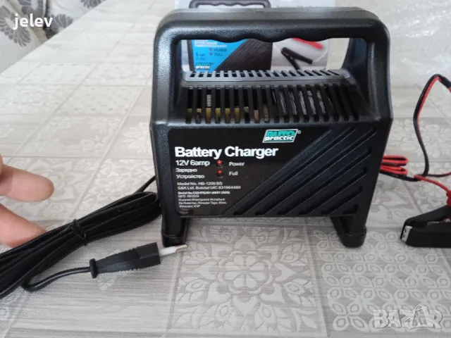 Зарядно устройство за акумулатори 6/12 V, снимка 5 - Аксесоари и консумативи - 49658227