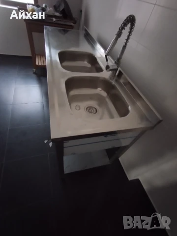Работна маса от неръждаема стомана с две мивки , снимка 2 - Мивки - 51121238