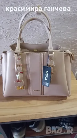 продавам дамска чанта, нова,цвят пудра , снимка 4 - Чанти - 55873993