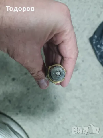 Ключалка и ключ за батерии Bionx, снимка 2 - Велосипеди - 48071019