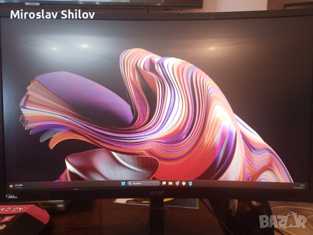 LED монитор извит 24" Acer