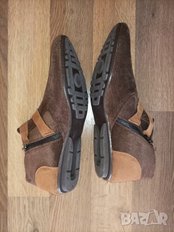 Ниски боти  Levi's , снимка 5 - Дамски боти - 40063611