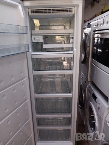 Огромен вертикален иноксов фризер със 7 чекмеджета и ледогенератор с 2 години гаранция!, снимка 4 - Фризери - 52161830