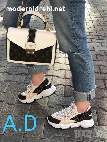 Дамски спортни обувки и чанта Louis Vuitton код 141, снимка 1 - Дамски ежедневни обувки - 29130385
