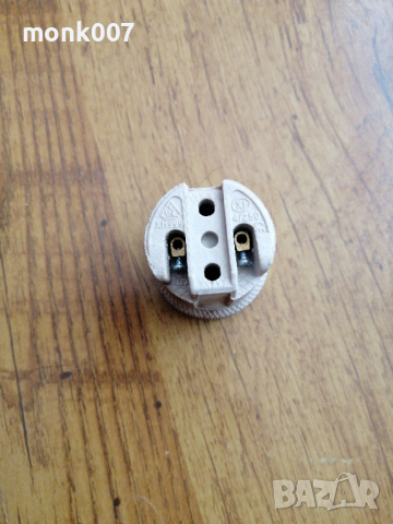 Електрическа крушка 250 вата с порцеланова фасунга , снимка 7 - Крушки - 42922154