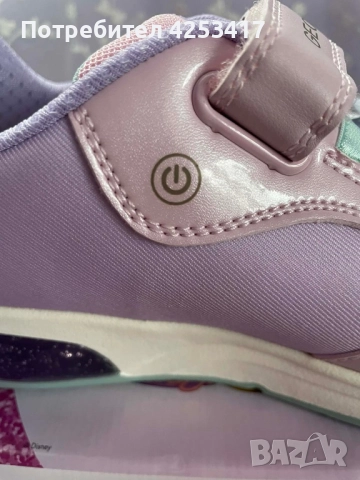 Светещи маратонки Ариел Geox, снимка 6 - Детски маратонки - 52468051