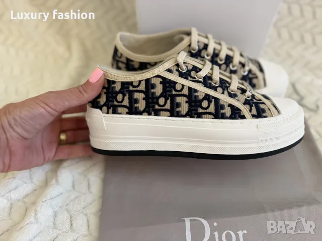дамски маратонки Dior, снимка 2 - Маратонки - 56149437