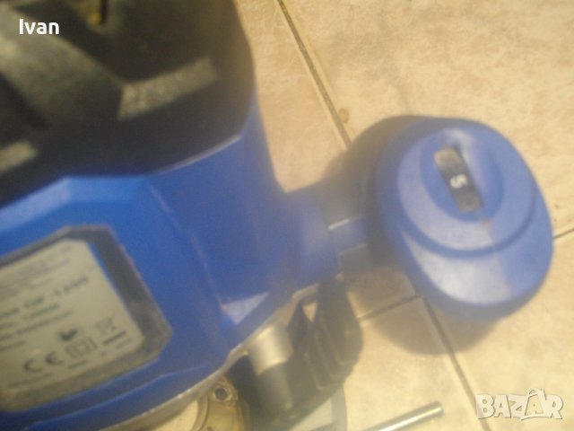 1200 Вата Оберфреза-Немска-LUX-С Водач-Като Нова-ОТЛИЧНА-Без Забележки-Ход 55мм-Цанга/Фрезер/Гайка, снимка 13 - Други инструменти - 42458252