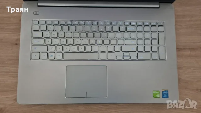 Продавам лаптоп DELL Inspiron 7737 17", снимка 3 - Лаптопи за дома - 55902707