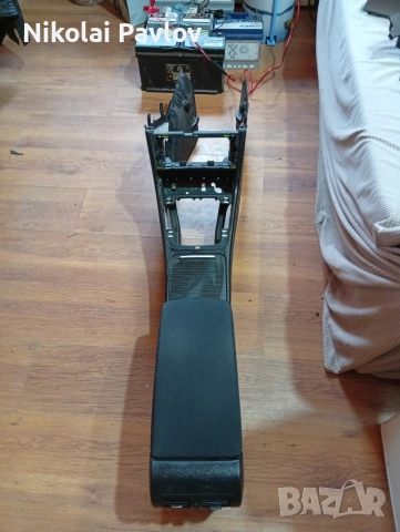  Подлакътник за Фолксваген Пасат 6 , снимка 8 - Части - 52969096