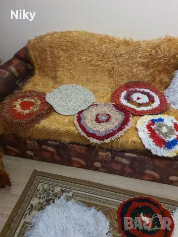 Ръчно плетени столовки , снимка 11 - Декорация за дома - 48823818