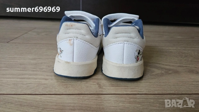Детски маратонки adidas бели като нови, снимка 3 - Детски маратонки - 54049942