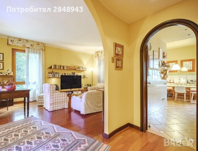 Тристаен апартамент в кв. Белите брези, снимка 2 - Апартаменти - 53935052