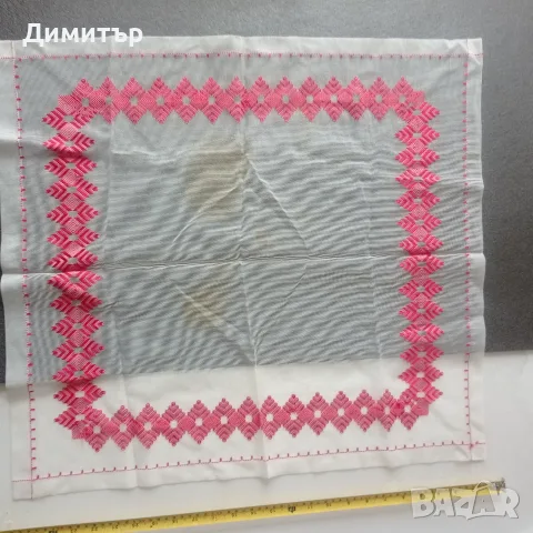 Ретро ръчно бродирани карета (8 бр.) – уникална прозрачна/найлонова панама, снимка 3 - Декорация за дома - 55903064