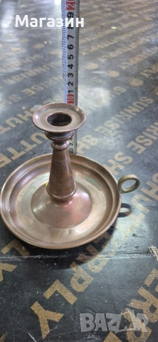 Меден свещник , снимка 2 - Антикварни и старинни предмети - 54121933