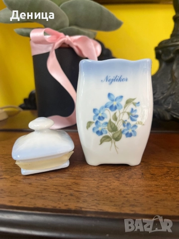 Малко теменужено бурканче  Височина-11 см има си и гумирано уплътнение , снимка 4 - Кутии за храна - 51783039