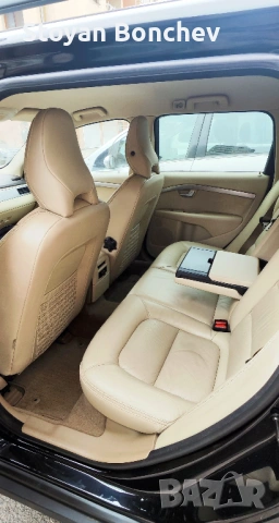 Volvo XC70, снимка 6 - Автомобили и джипове - 54335333