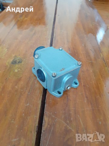 Стар Краен изключвател КБ-11-B, снимка 2 - Други ценни предмети - 31434588