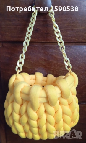 Цветни и кокетни чанти