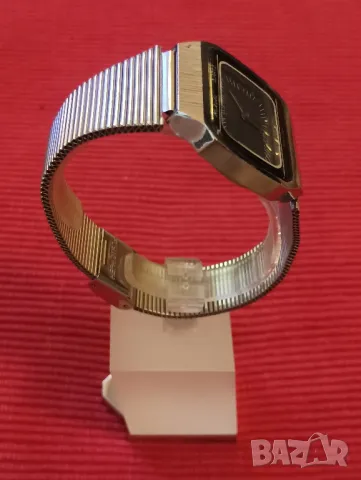 Мъжки часовник Ракета, кварц,СССР. , снимка 2 - Мъжки - 49269483