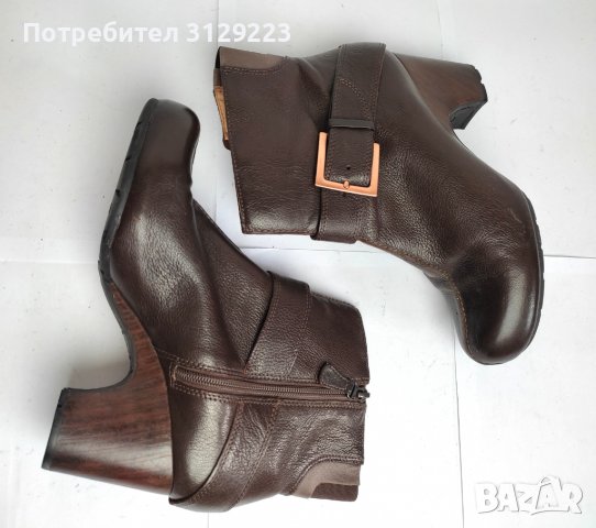 Clarks boots 40, снимка 1 - Дамски боти - 37582084