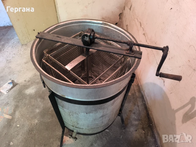 Центрофуга за мед в област Видин, снимка 3 - За пчели - 51334068