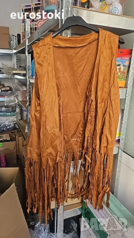 Fumwase  Хипи костюм от 4 части с тема 60-те и 70-те години, жилетка с ресни, лента за глава с пера, снимка 7 - Костюми - 52506935