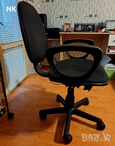 офис Стол, снимка 2 - Столове - 54169983