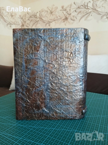 Подаръчна кутия книга от картон, снимка 4 - Ръчно изработени сувенири - 52904890