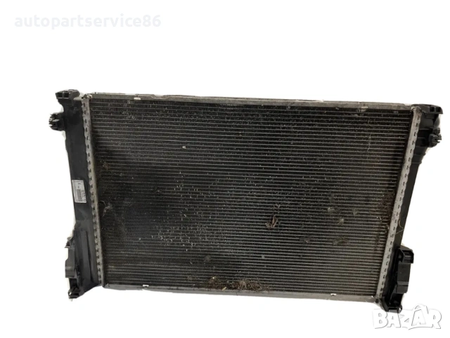 Радиатор за охлаждаща течност Behr за Mercedes W212 2.2 CDI (2012) A0995002703, снимка 2 - Части - 54214430