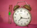 JANTAR MADE in USSR Стар РУСКИ БУДИЛНИК МЕХАНИЧЕН НАСТОЛЕН ЧАСОВНИК ЯНТАР СССР 43673, снимка 7