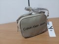 Calvin klein дамска чанта през рамо хит модел код 245, снимка 13