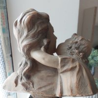 Авторска керамична фигура- теракота.(Майка с дете), снимка 5 - Статуетки - 40748605