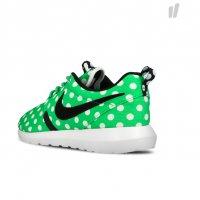 маратонки  Nike Roshe NM QS Polka Dot Pack Green номер 43,5-44, снимка 4 - Маратонки - 37443271