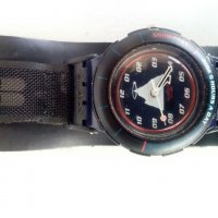 Часовник SWATCH, снимка 1 - Луксозни - 31977295