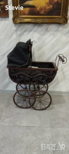 Старинна количка за кукли, снимка 1