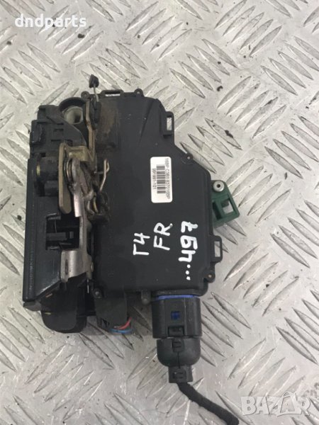 Предна дясна брава VW Golf 4,2000г., снимка 1