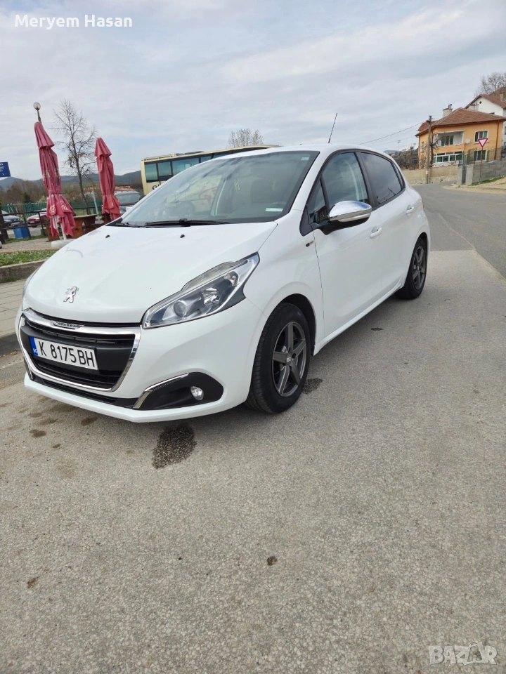 Peugeot 208 2017 1.2, снимка 1