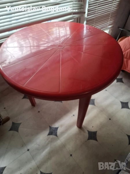 Маса, снимка 1