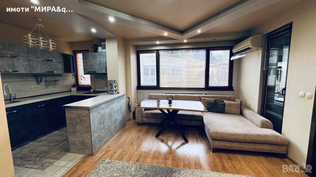 Тристаен апартамент - топ център, гр. Хасково, снимка 1