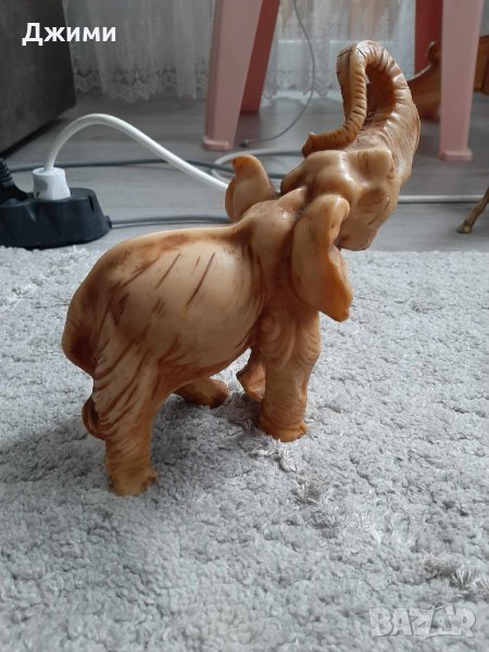 красив масивен слон, снимка 1