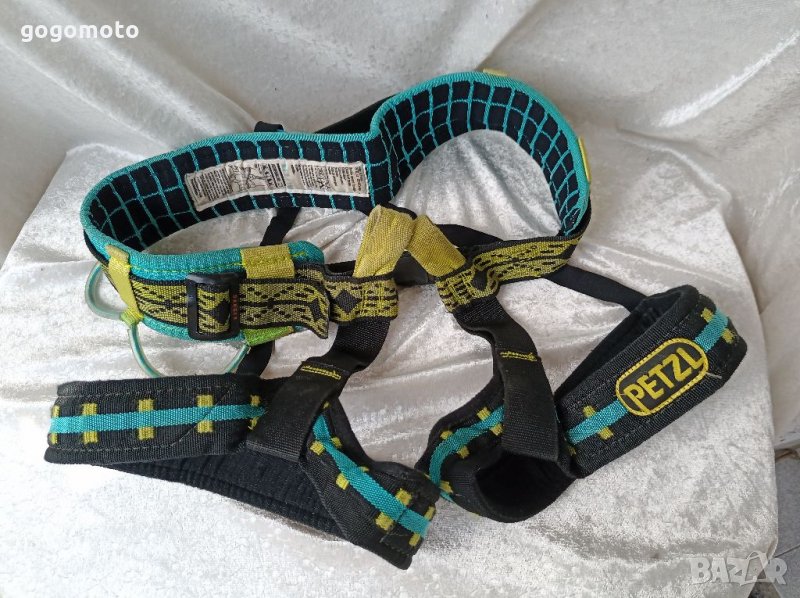 ПРОДАДЕН Petzl цяла сбруя,седалка - PETZL, made in FRANCE, алпийска екипировка седалка, снимка 1