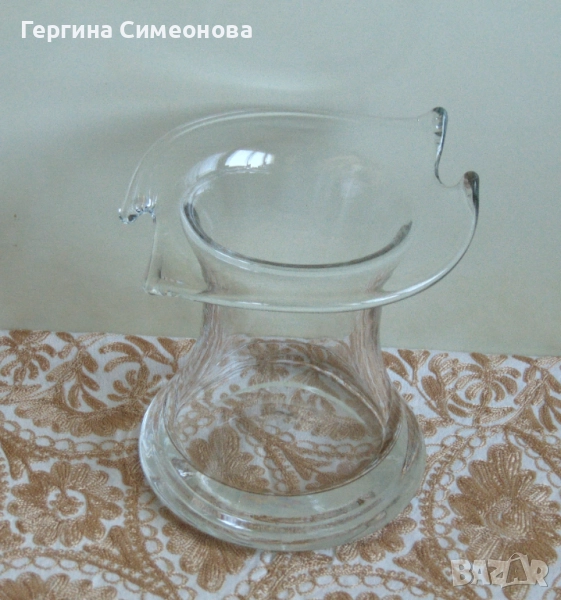 Красива ваза дебелостенно стъкло, снимка 1