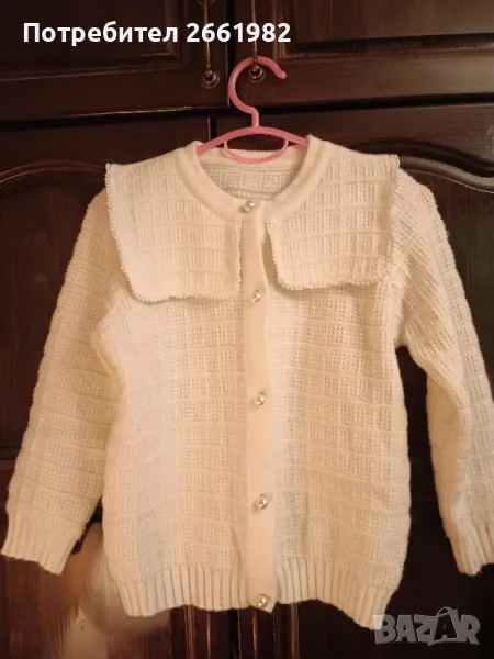 Прекрасна бяла топла жилетка/пуловер с красиви копчета, снимка 1