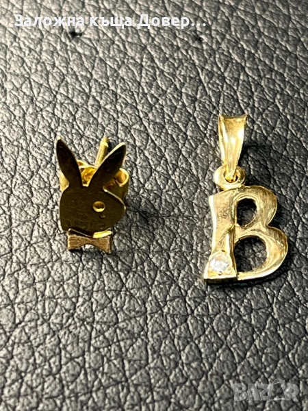 Златна обица playboy висулка буква gold 585 14 karat obica zlatno , снимка 1