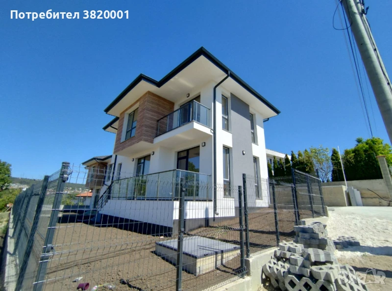 Къща с три спални в Горна Трака, снимка 1