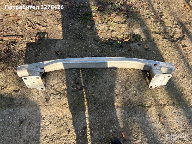 Основа за предна броня Рено Меган, снимка 1